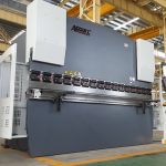 Машина за огъване на стоманени плочи за ламарина