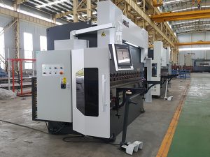 робот преса спирачка