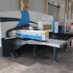 MAX-SF-30T използва cnc револверна щанцова преса